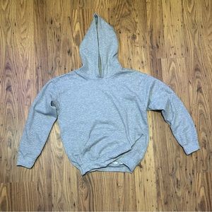 Plain Grey Gildan Sweatshirt